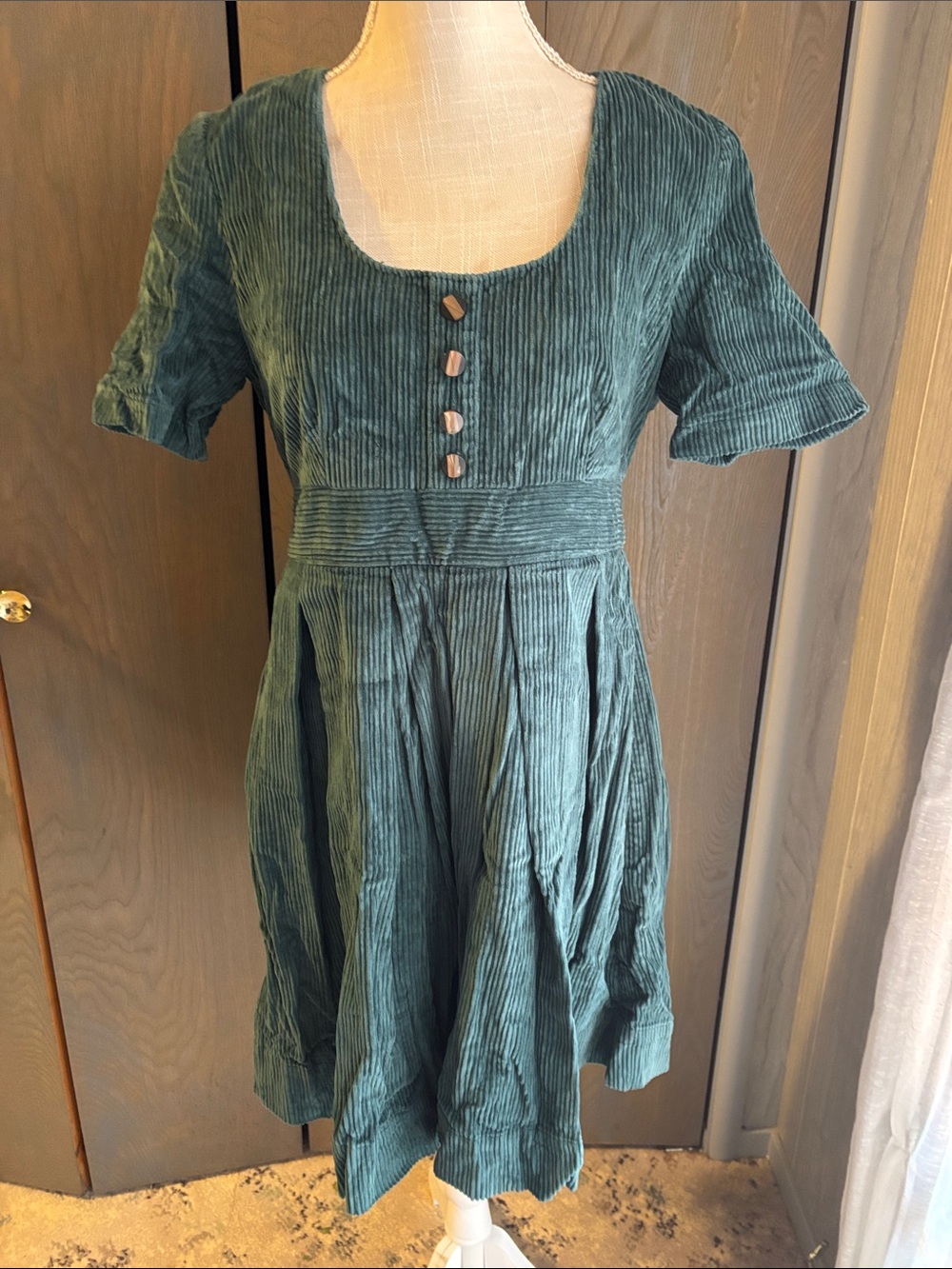 Anthropologie Tulle Forrest Green Corduroy Dress Short Sleeve Pleated Skirt